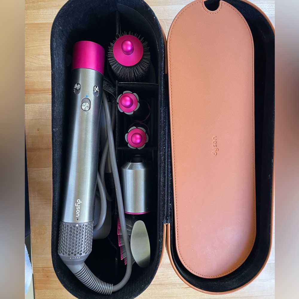 Dyson Air Wrap